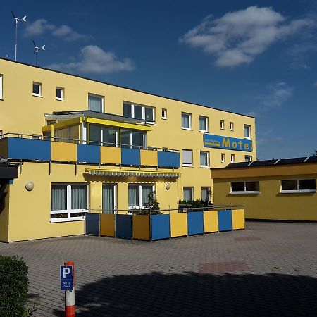 Motel Am Highway Althengstett Ngoại thất bức ảnh